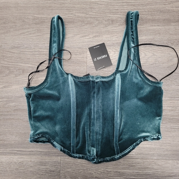 Forever 21 Emerald Velvet Crop Top - Picture 1 of 6
